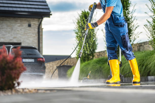 Best Deck Pressure Washing  in Lake Jackson, TX